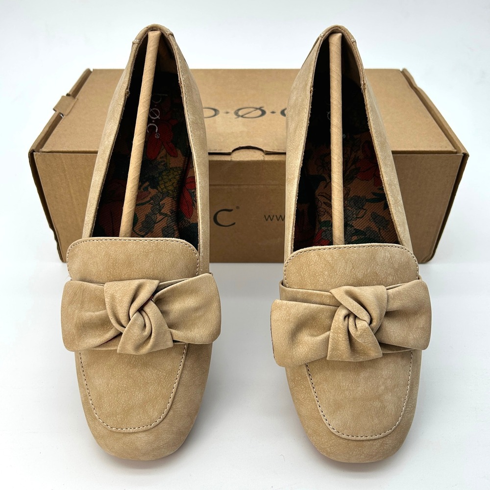 Womens Loafers b.o.c. Born Concept Paisley Size 9 Beige Nubuck Leather NEW - Picture 3 of 7